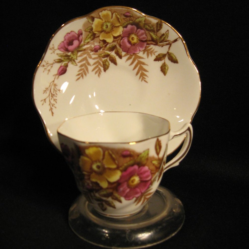 ROSINA BONE CHINA ENGLAND DEMI CUP & SAUCER